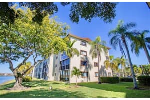 1400 131st Way, Pembroke Pines, FL 33027 - MLS#B26014545