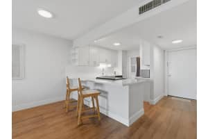 5500 2nd Avenue, Boca Raton, FL 33487 - MLS#B26014583