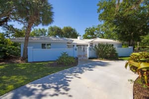 500 Gardenia Lane, Vero Beach, FL 32963 - MLS#B26014596