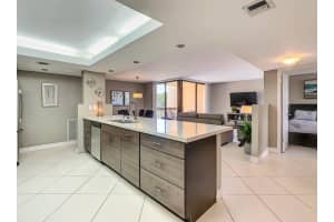 2455 Lindell Boulevard, Delray Beach, FL 33444 - MLS#B26014598