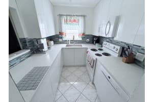 41 Upminster B Crescent, Deerfield Beach, FL 33442 - MLS#B26014645