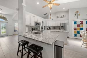 1540 Farmington Court, Wellington, FL 33414 - MLS#B26014648