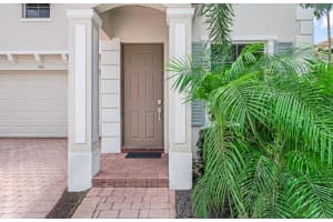 160 Belle Grove Lane, West Palm Beach, FL 33411 - MLS#B26014756