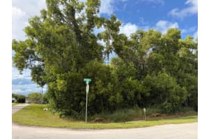 574 Nome Drive, Port Saint Lucie, FL 34984 - MLS#B26014776