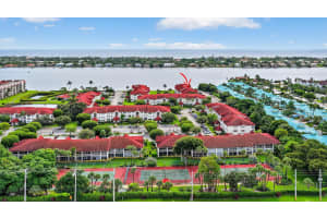 110 Half Moon Circle, Hypoluxo, FL 33462 - MLS#B26014783