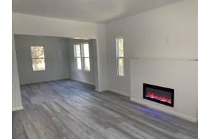 319 11th Street, Fort Pierce, FL 34950 - MLS#B26014790