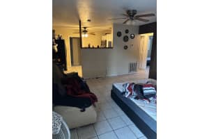 390 7th Rd Road, Vero Beach, FL 32962 - MLS#B26014812