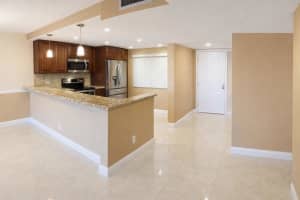 8020 Hampton Boulevard 204, North Lauderdale, Fl 33068, North Lauderdale