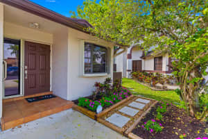 9909 16th Street, Pembroke Pines, FL 33025 - MLS#B26014823