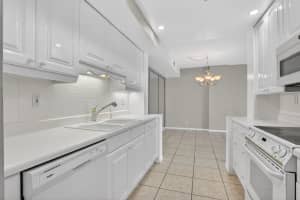 250 20th Street, Boca Raton, FL 33431 - MLS#B26014842