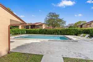 402 Lakeview Drive, Royal Palm Beach, FL 33411 - MLS#B26014851