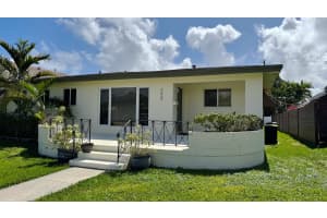 222 2nd Terrace, Dania Beach, FL 33004 - MLS#B26014865