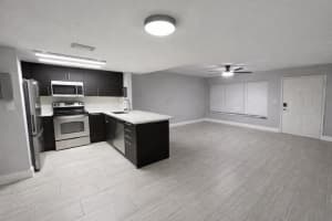 1350 24th Avenue, Miami, FL 33125 - MLS#B26014875