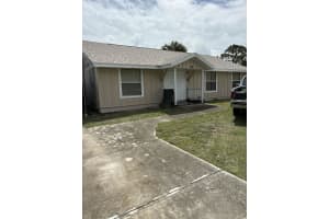 5014 Palm Drive, Fort Pierce, FL 34982 - MLS#B26014878