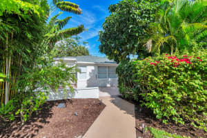 439 28th Street, West Palm Beach, FL 33407 - MLS#B26014883