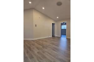 1741 Royal Forest Court, West Palm Beach, FL 33406 - MLS#B26014906