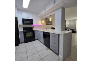 10501 Broward Boulevard, Plantation, FL 33324 - MLS#B26014920