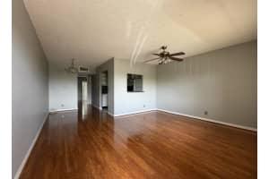 100 Village Green Cir Circle, Palm Springs, FL 33461 - MLS#B26014941