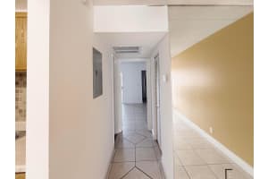 600 Village Green Court, Palm Springs, FL 33461 - MLS#B26014942