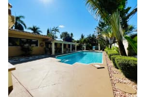 2725 27th Court, Fort Lauderdale, FL 33306 - MLS#B26014947