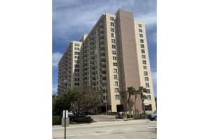 2000 Ocean Boulevard, Lauderdale By The Sea, FL 33062 - MLS#B26014962