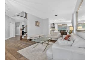 552 Penta Court, Weston, FL 33327 - MLS#B26014968