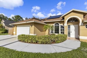 2141 Bayshore Boulevard, Port Saint Lucie, FL 34984 - MLS#B26014976