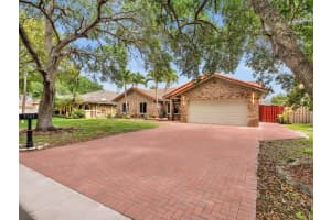 5165 99th Way, Coral Springs, FL 33076 - MLS#B26015000