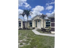1685 Sw Starman Avenue, Port St. Lucie, Fl 34953, Port Saint Lucie