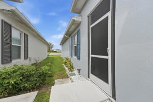 812 Persimmon Place, Fort Pierce, FL 34981 - MLS#B26015026