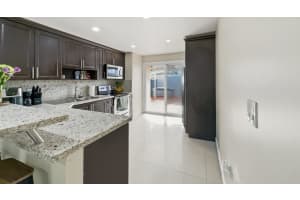 21322 40th Cir Court, Miami Gardens, FL 33055 - MLS#B26015034