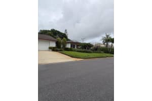 1556 35th Street, Riviera Beach, FL 33404 - MLS#B26015057