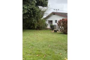 1556 35th Street, Riviera Beach, FL 33404 - MLS#B26015057