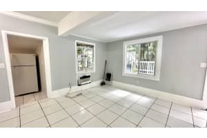 313 Lakeside Drive, Lake Worth Beach, FL 33460 - MLS#B26015079