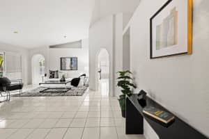 363 161st Avenue, Pembroke Pines, FL 33027 - MLS#B26015101