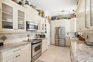 262 Sherwood Forest Drive, Delray Beach, FL 33445 - MLS#B26015125