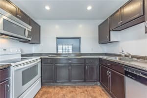 1555 14th Avenue, Vero Beach, FL 32960 - MLS#B26015126