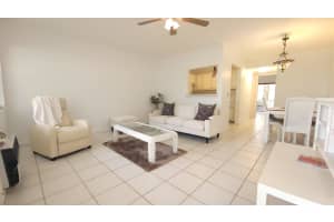 319 Chatham P, West Palm Beach, Fl 33417, West Palm Beach