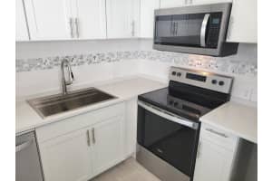 613 Fanshaw 613, Boca Raton, FL 33434, Boca Raton, FL 33434 - MLS#B26015236