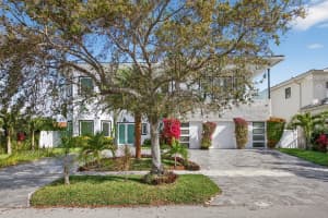 2641 48th Street, Lighthouse Point, FL 33064 - MLS#B26015239