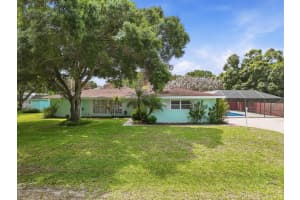 2115 15th Place, Vero Beach, FL 32960 - MLS#B26015263