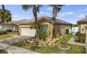 9901 Eastbrook Circle, Port Saint Lucie, FL 34987 - MLS#B26015287
