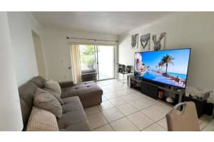 9711 Fontainebleau Boulevard, Miami, FL 33172 - MLS#B26015309