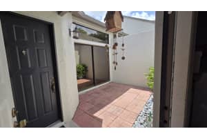 705 Landings Boulevard, Greenacres, FL 33413 - MLS#B26015341