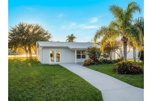 241 14th Place, Vero Beach, Fl 32960, Vero Beach