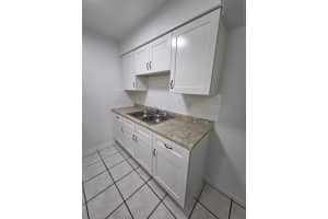 1401 17th Court, Fort Lauderdale, FL 33305 - MLS#B26015374
