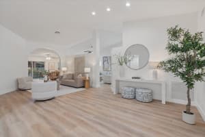 9950 Harbour Lake Circle, Boynton Beach, FL 33437 - MLS#B26015386