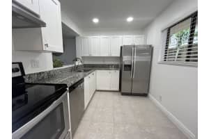 5160 Las Verdes Circle, Delray Beach, FL 33484 - MLS#B26015406