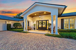 824 Country Club Drive, North Palm Beach, FL 33408 - MLS#B26015413