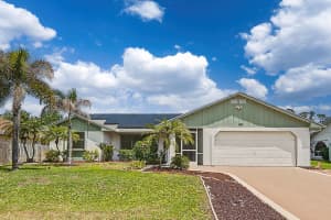 933 Streamlet Avenue, Port Saint Lucie, FL 34983 - MLS#B26015430